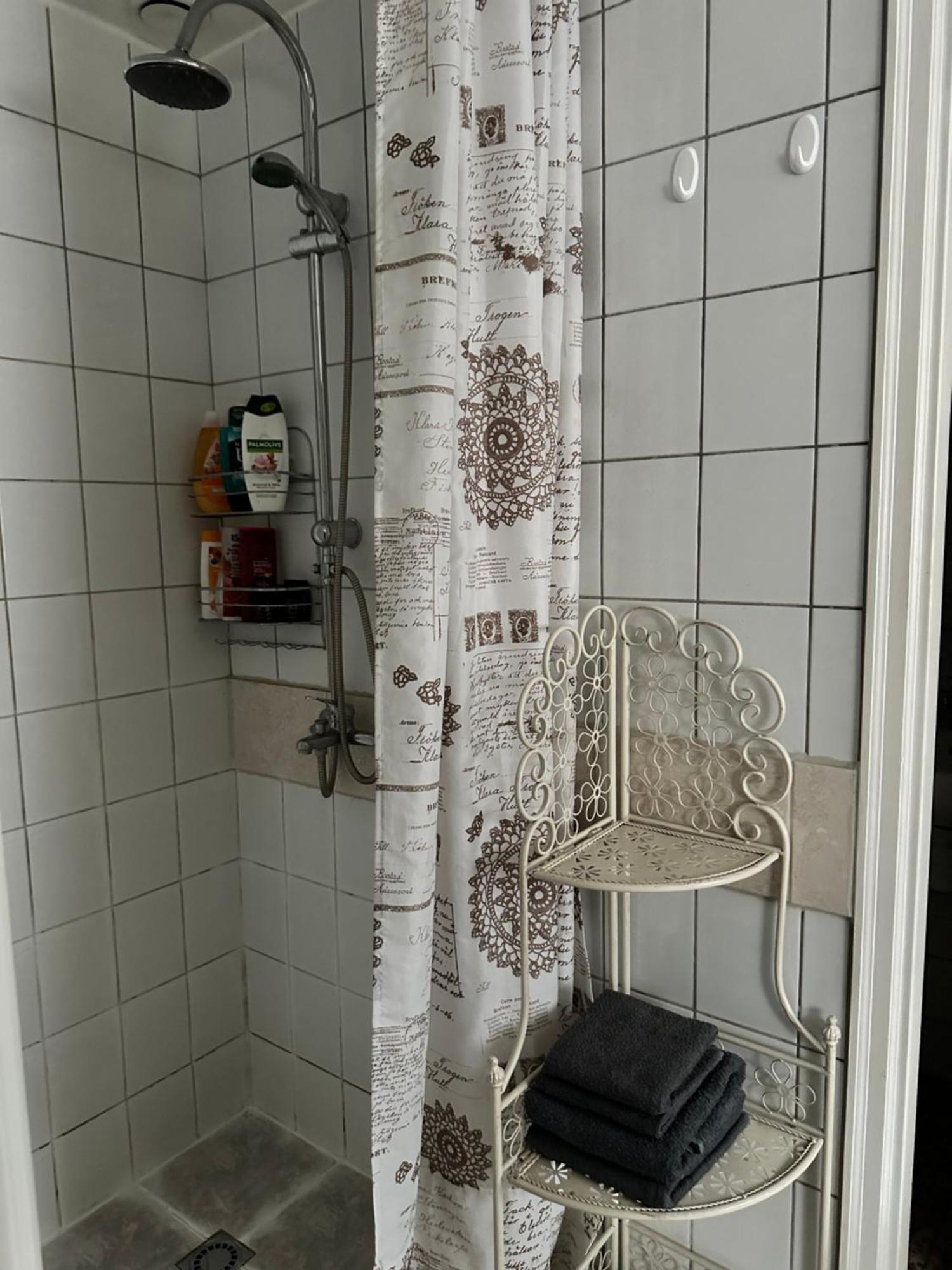 Anni Apartment Ventspils Ngoại thất bức ảnh