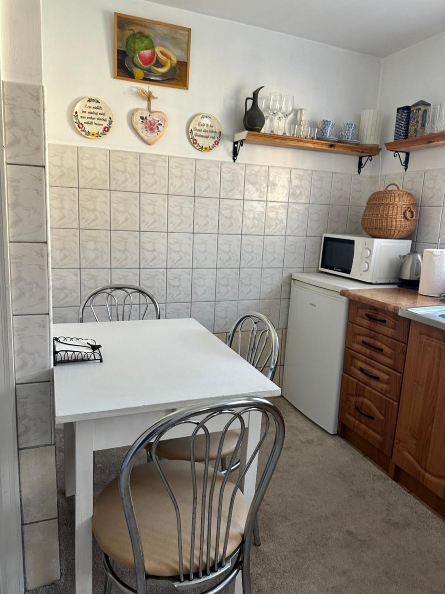 Anni Apartment Ventspils Ngoại thất bức ảnh