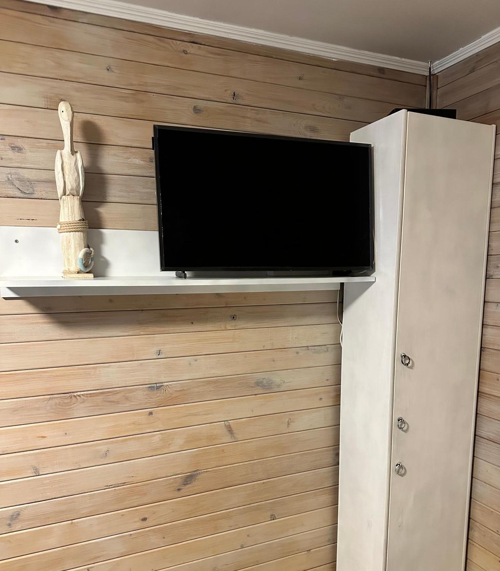 Anni Apartment Ventspils Ngoại thất bức ảnh